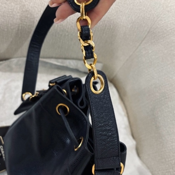Chanel Caviar leather bucket bag 24K gold plated CC - Picture 9 of 16